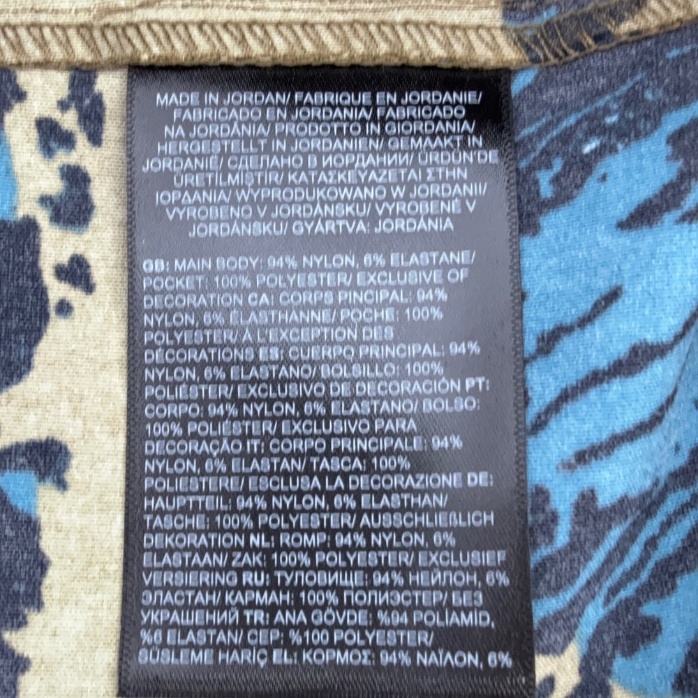 The North Face Mens XXL Paramount Horizon Shorts Tan Blue Mountain Print Belt - Picture 7 of 13